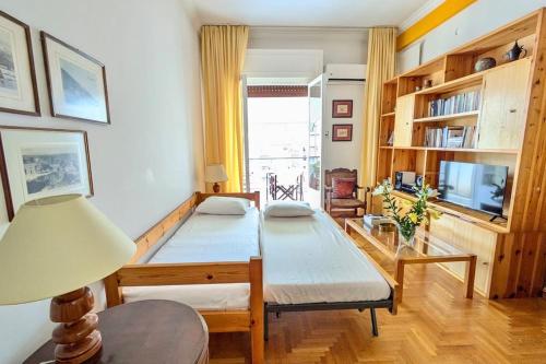 Unique cozy 1bedroom apartment-Athenian modernism