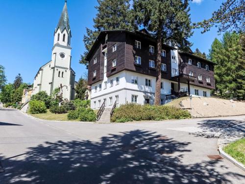 Apartment V Mechu by Interhome in 揚斯凱拉茲涅