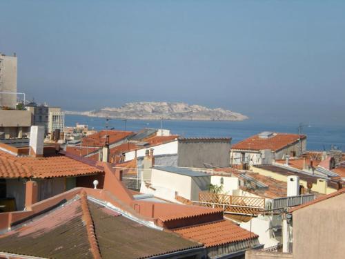 Appartement terrasse vue panoramique au coeur du Panier, Marseille (photo 5)