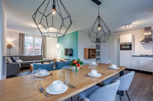 餐飲選擇, 布特恩普拉特斯維特拉弗昂茲酒店 (Buitenplaats Witte Raaf aan Zee) in 蘭傑維爾德住宅