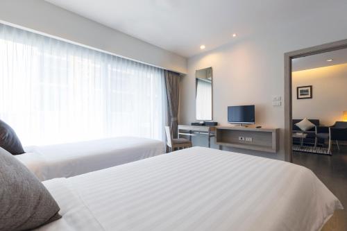1 queen bed