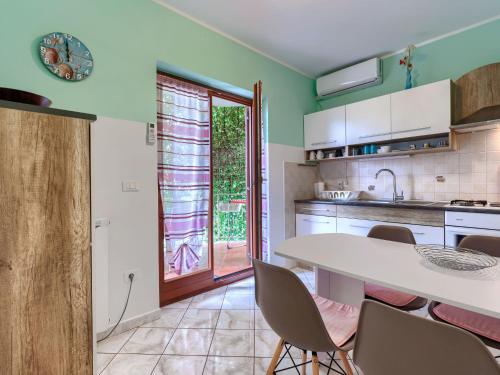 Apartment Apartmani Amaii-2 by Interhome in Karigador