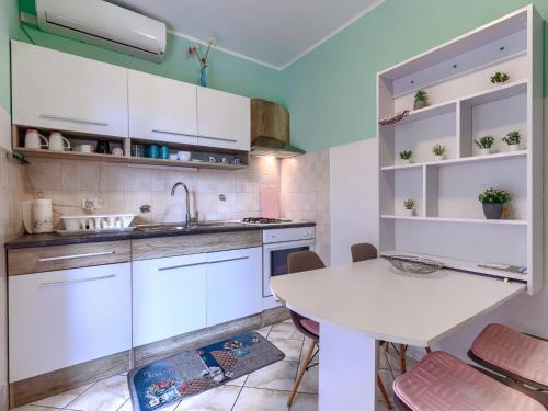 Apartment Apartmani Amaii-2 by Interhome in Karigador