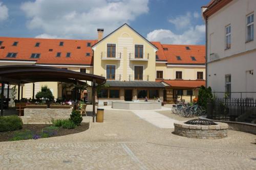 Hotel Mario - image 6