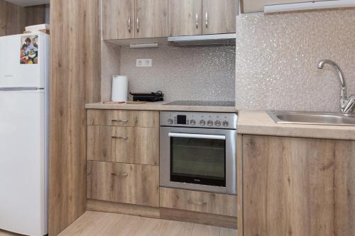 Fresh Exarcheia Studio with Balcony & Style - main image