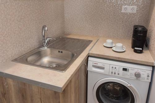 Fresh Exarcheia Studio with Balcony & Style - image 11