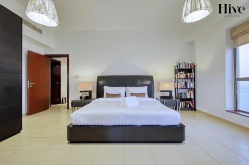 3 Bed in JBR with Sea Views - image 5