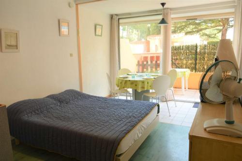 Appartement Studio cabine 4 couchages ARGELES SUR MER AR070-408 - Location saisonnière - Argelès-sur-Mer
