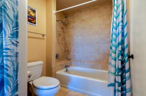 Spacious and light private with golf course and ocean views! - image 5