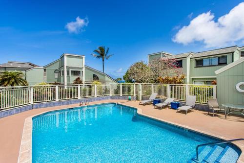 Spacious and light private with golf course and ocean views! - image 12