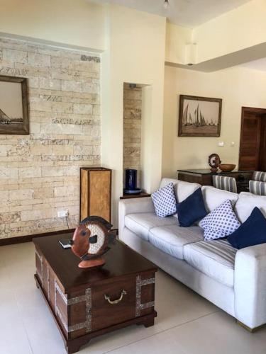 Coastal Villa Kilifi Creek Mandharini in Kilifi