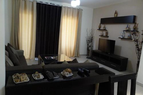 편의 시설/서비스, Apartment Samarah Resort D44 at DeadSea, Sea & Pool view in 소야이마
