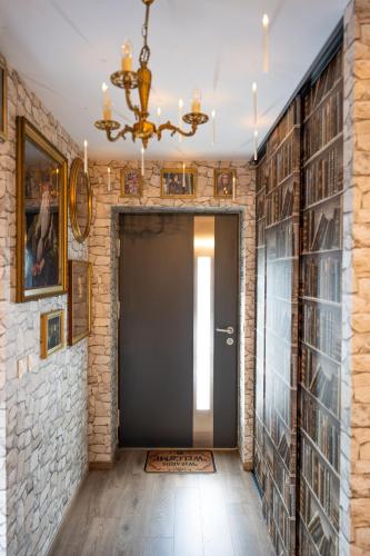 Vestíbulo, Le refuge des Sorciers in Horbourg-Wihr