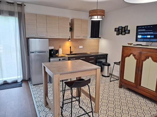 Les Fleurs de Lin - logement neuf entre Etretat et Veules les Roses avec jardin clos et parking in Canouville