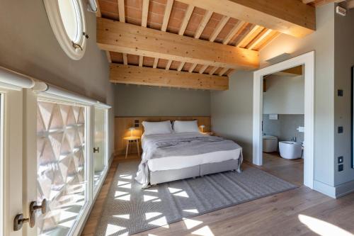 Standard Double or Twin Room with Garden View