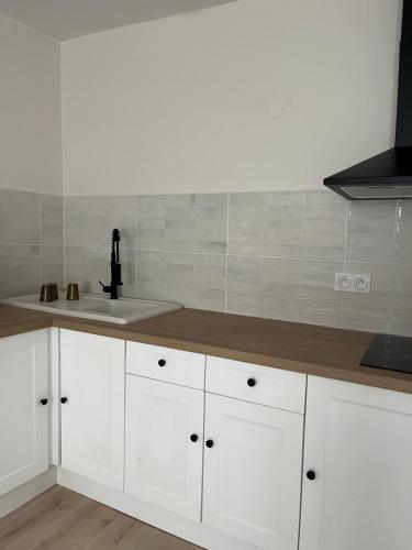 кухня, Appartement Champollion 2 in Figeac