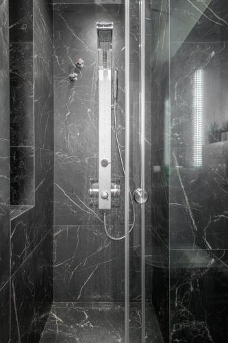 Avra Studios - image 8