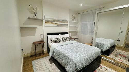 City Chic London Apartment