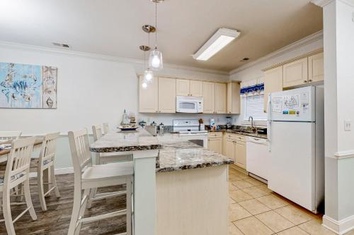 Magnolia Pointe Unit 103