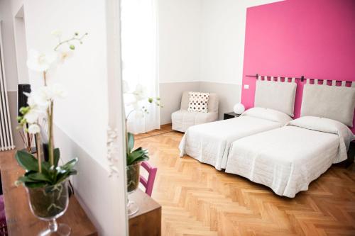 Florian Rooms Guest House - image 2
