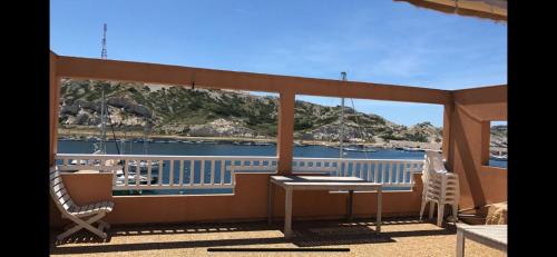 Facilities, L'Albatros in Les Iles