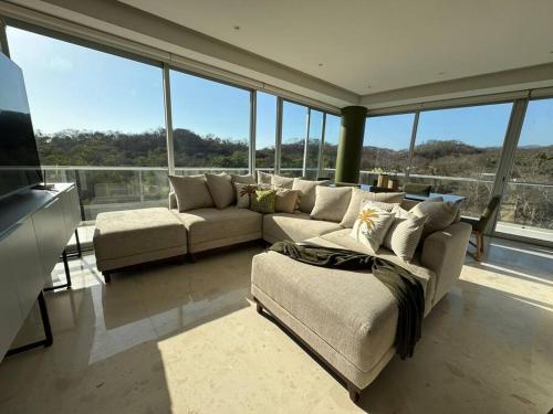 Departamento Sol y Mar Punta Mita, Beach Front in Higuera Blanca