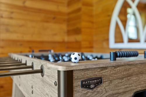 Dream House with Foosball and Fire Pit in Roscoe, USA