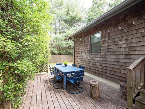 East Hampton Home with Fire Pit in East Hampton, USA