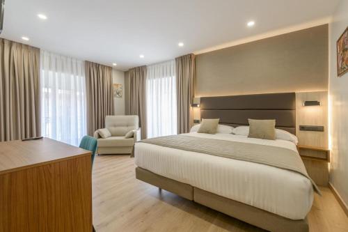 Hostal Sun Gate Room Type - Triple Room