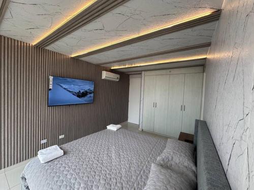 3B - Simply Fabulous - 4BR Apartment!