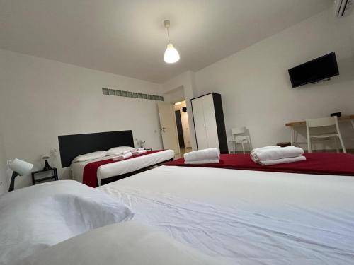 Peppe's Bed - image 6