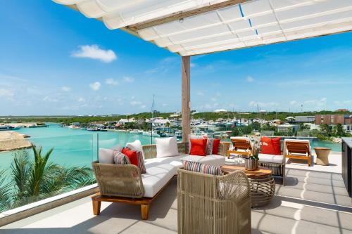 View, South Bank in Providenciales