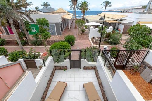 Oceanfront Apartment Parque Santiago Ii