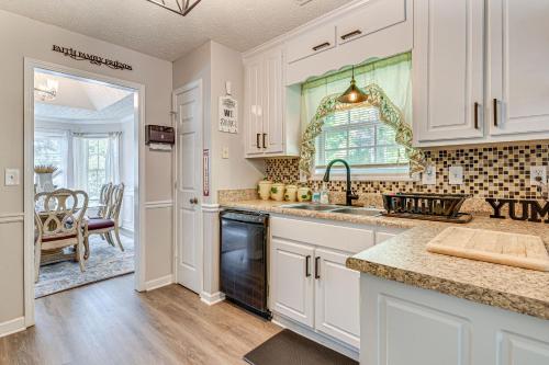 Covington Abode Less Than 30 Mi to Stone Mtn Park! in Covington, USA