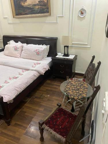 Royal Exective Suit F 8 Islamabad - image 12