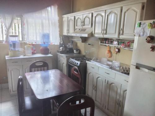 Kitchen, Villa Completamente amueblada in Portoviejo