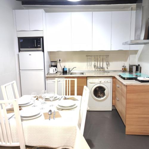 Apartamento Tres Culturas - image 6