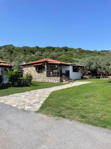 PYRGOS House · Gomátion