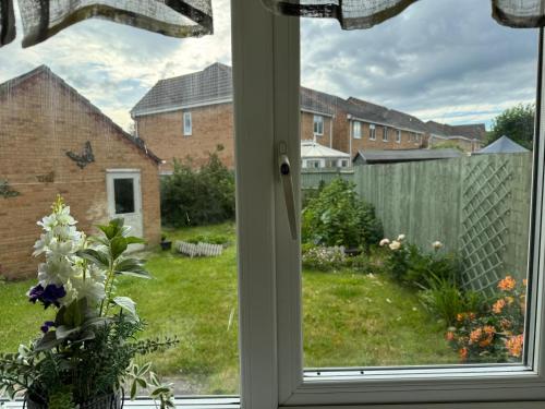 ทัศนียภาพ, Amazing 5 Bedrooms - 10 Beds Detached House in Bedford in เบดฟอร์ด