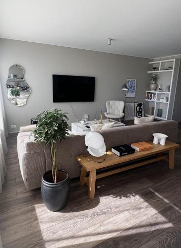 E8 - Cozy 2 BR Apartment in central Reykjavík, with view, Reikiavik (foto 5)