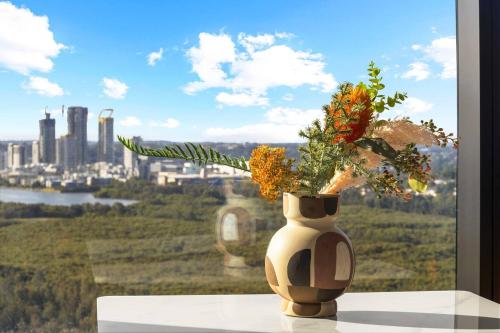 Relaxing Getaway in Olympic Park - main image