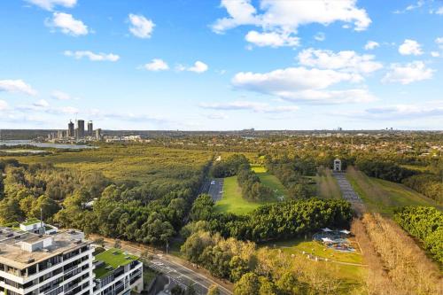 Relaxing Getaway in Olympic Park - image 8