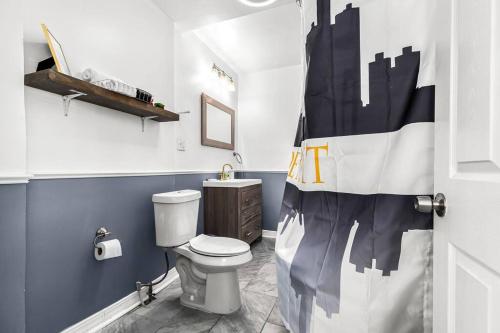 Modern 2 Bedroom Apartment with Free Parking and Pets in Detroit, USA