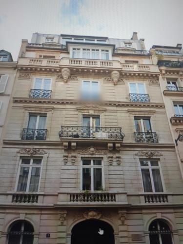 Haussmann Opera Penthouses 130M2, París