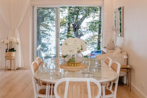 Manly Beachfront Stays - 3 Bedroom with Garden - image 14