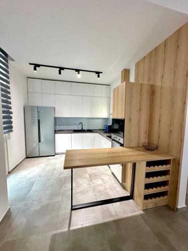 Queens Luxury Vila 111B - image 5