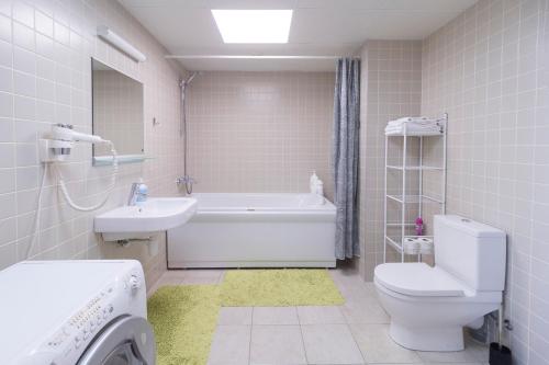 Revalia Fahle Airport Bus-Station Apartments with Best views Revalia Fahle Airport Bus-Station Apartments with Best views