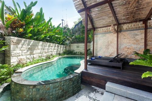 Manah Shanti Suites by GenuineHost - Tap to explore photos