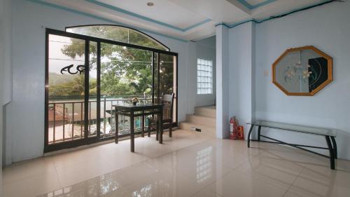 Viesnīcas āriene, RedDoorz @ Raj Inn Guimaras in Guimaras sala