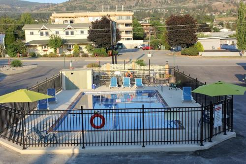 Flamingo Motel - Accommodation - Penticton